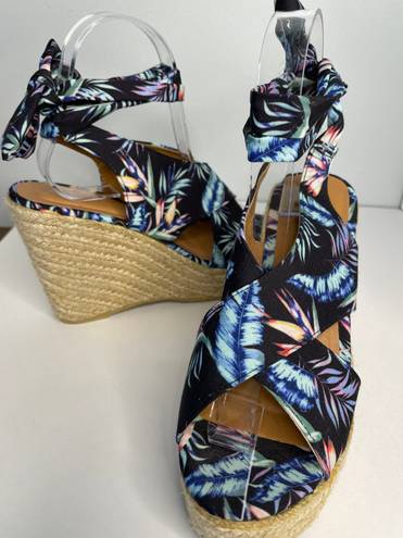 Charlotte Russe l Tropical Tie Back Wedge Sandals