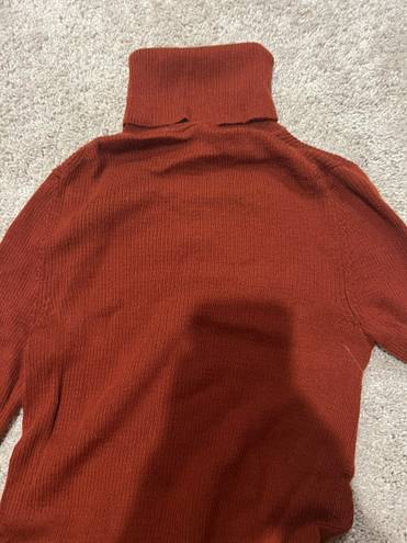 Uniqlo Turtleneck