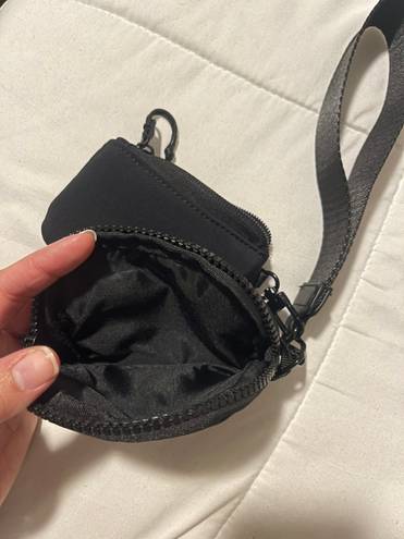 Dual Pouch Wristlet Black