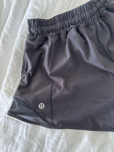 Lululemon Hotty Hot Low-Rise Lined Short 2.5 Black