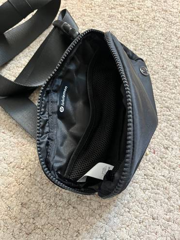 Lululemon Mini Belt Bag