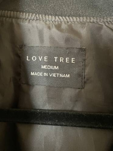 Love Tree Retro Lightweight Black Windbreaker Bomber Jacket with Colorful Patches