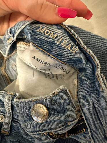 American Eagle Mom Jeans