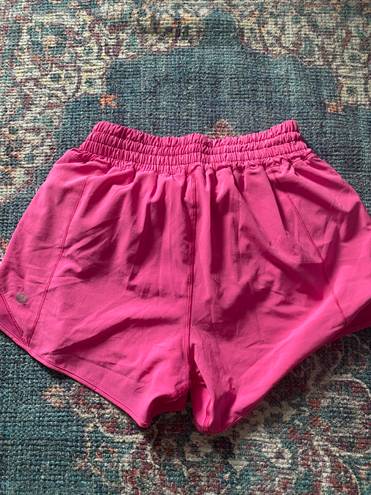 Lululemon Hotty Hot Shorts 4” Sonic Pink Size 6