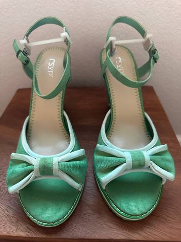 Nordstrom rsvp Designer Sandals BRAND NEW  sz 9,5 Grass Green