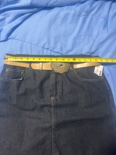 L.A. Blues NWT  Brand Denim Pencil Skirt With Pockets Button Zipper Closure Size 14