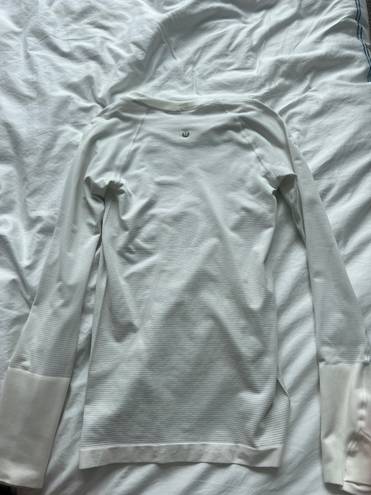 Lululemon Swiftly Tech Long Sleeve 2.0