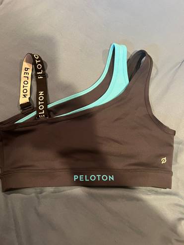 Peloton Sports Bra and Leggings