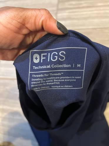 FIGS Sz M Casma Scrub Top