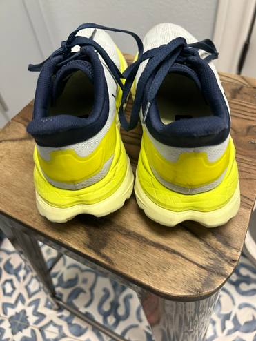 Hoka Mach 4 Tennis Shoes