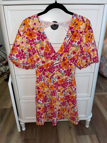 Beginning Boutique NWT  Floral Dress