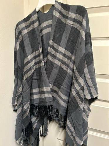 Poncho/sweater Size L