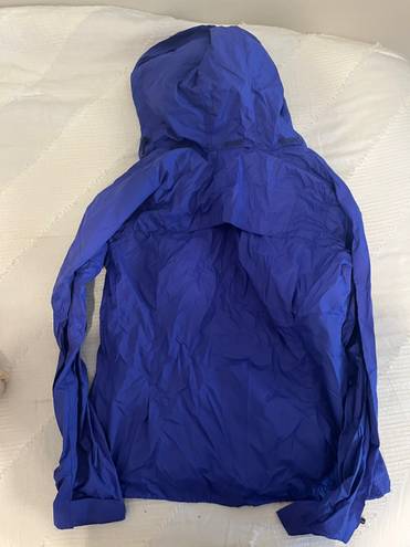 Columbia Blue Rain Jacket / Windbreaker