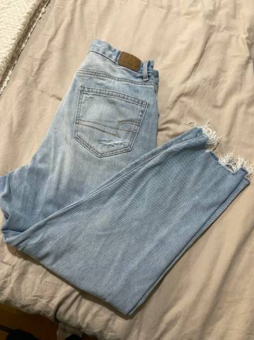 American Eagle High Waisted Mom Jeans