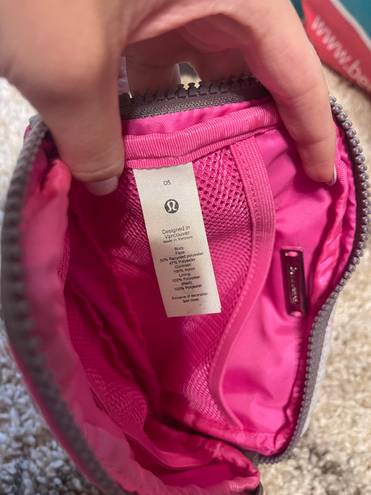 Lululemon Everywhere Belt Bag Pow Pink Light Lunar Rock Chrome- Pink & Gray