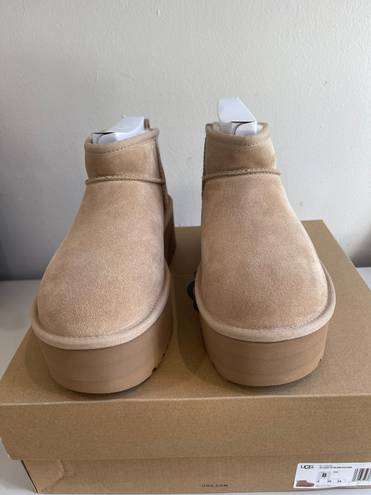 UGG Women's Classic Ultra Mini Platform Boot Sand  Size 8