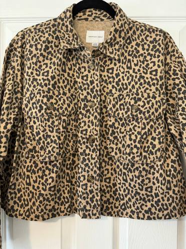 American Eagle Cheetah Leopard Print Cropped Oversize Button Down Shacket Jacket