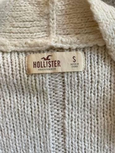 Hollister Off-white Cardigan Sweater