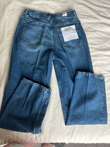 Good American 90’s Relaxed Jeans