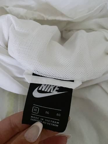 Nike Rain Jacket Wind Breaker Size XL petite