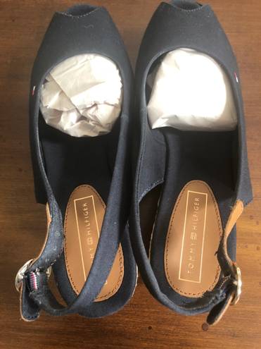 Tommy Hilfiger NWOT  Platform Heels