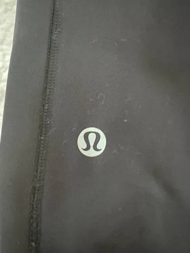 Lululemon leggings with pockets/zipper