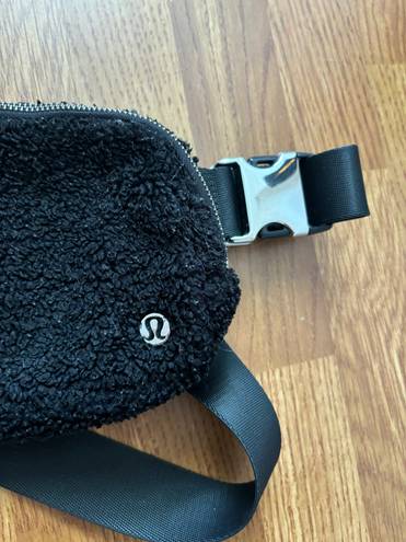 Lululemon Fuzzy Belt Bag