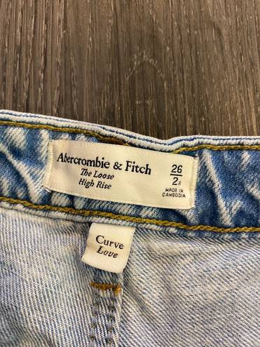 Abercrombie & Fitch The Loose High Rise Jeans