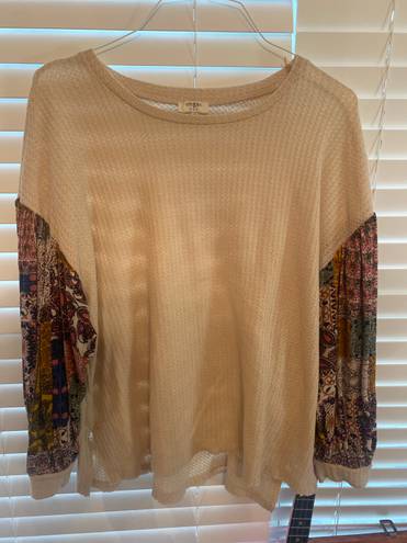 Umgee Waffle Knit Top With Patterned Sleeves