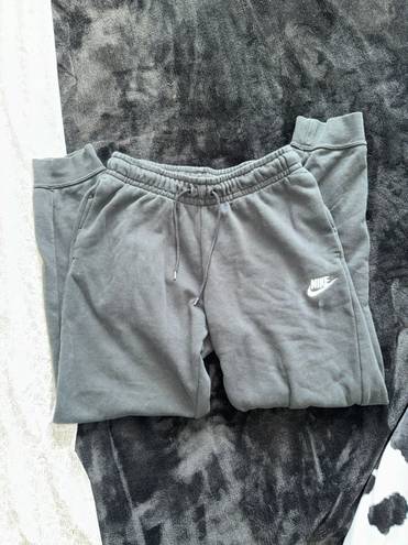 Nike Sweatpants