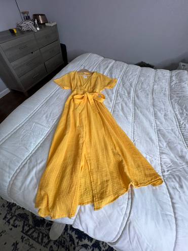 Marine layer Valencia gold yellow shirt sleeve midi wrap sundress M