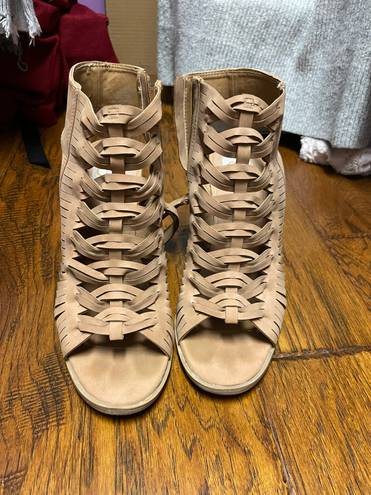 DV by Dolce Vit Dolce Vita Taupe Braided Open Toe Heels 