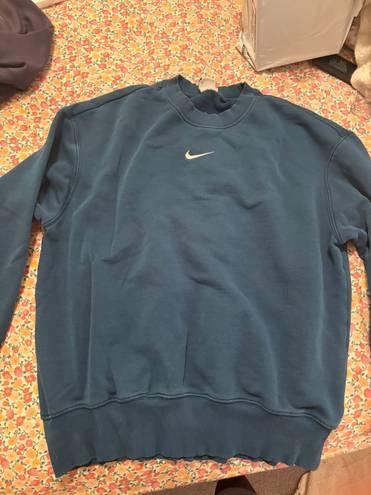 Nike Crew Neck