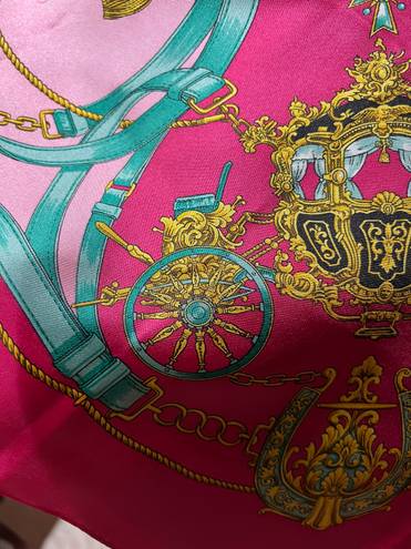 Beautiful Vintage Silk Scarf.