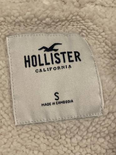 Hollister Teddy Bear Sherpa Jacket