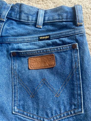 Wrangler Distressed Vintage Shorts