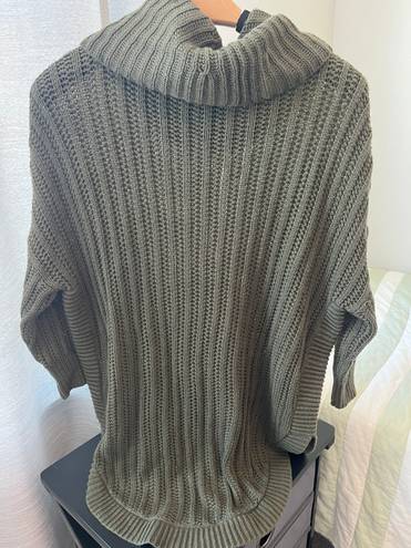 EXPRESS Sweater