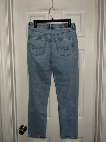 American Eagle Strigid Mom Jeans