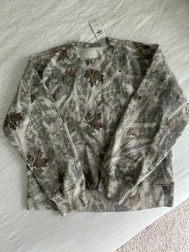 Abercrombie & Fitch ,  SOLD OUT! camo essential raglan classic Sunday crew
