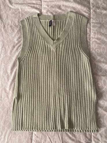 H&M Sweater Vest