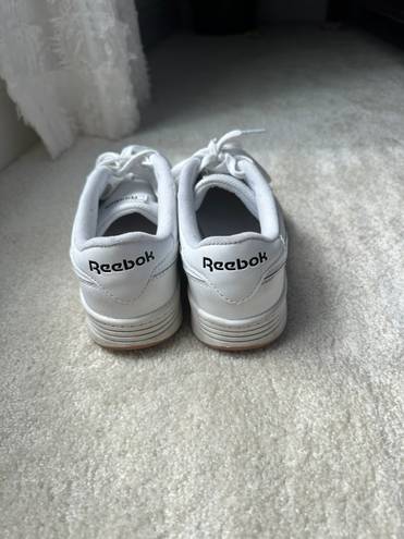 Reebok Sneakers