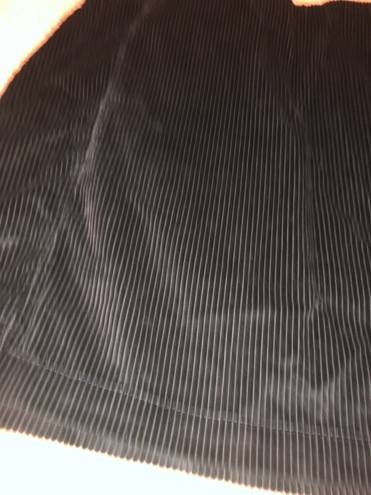 American Eagle Black velvet corduroy skirt never worn