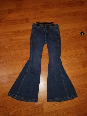 Wrangler Retro Women’s High Rise Trumpet Flare Jeans