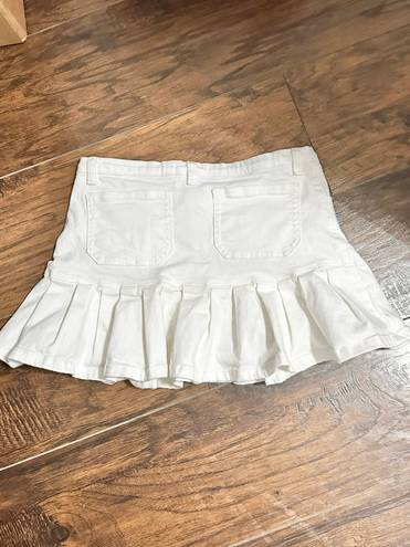 I am gia white denim pleated mini schoolgirl skirt