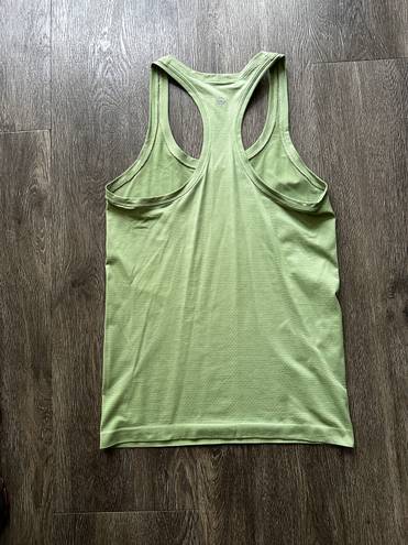 Lululemon Size 8 Tank