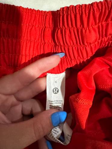 Lululemon Hotty Hot Short 2.5”