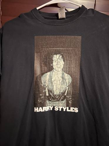 Harry Styles shirt