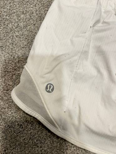 Lululemon Hotty Hot Short 2.5”