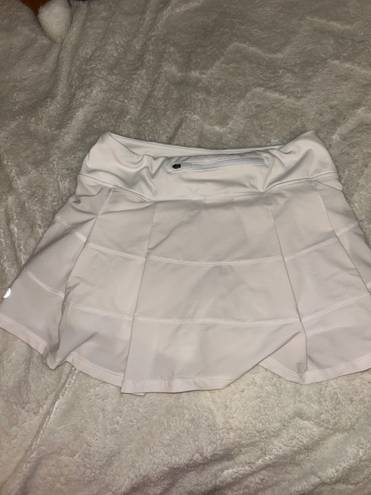 Lululemon White Lulu Pace Rival Skirt 2.5