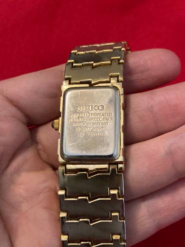 Seiko Womans 22kt gold plate Japan quartz vintage  nugget style watch